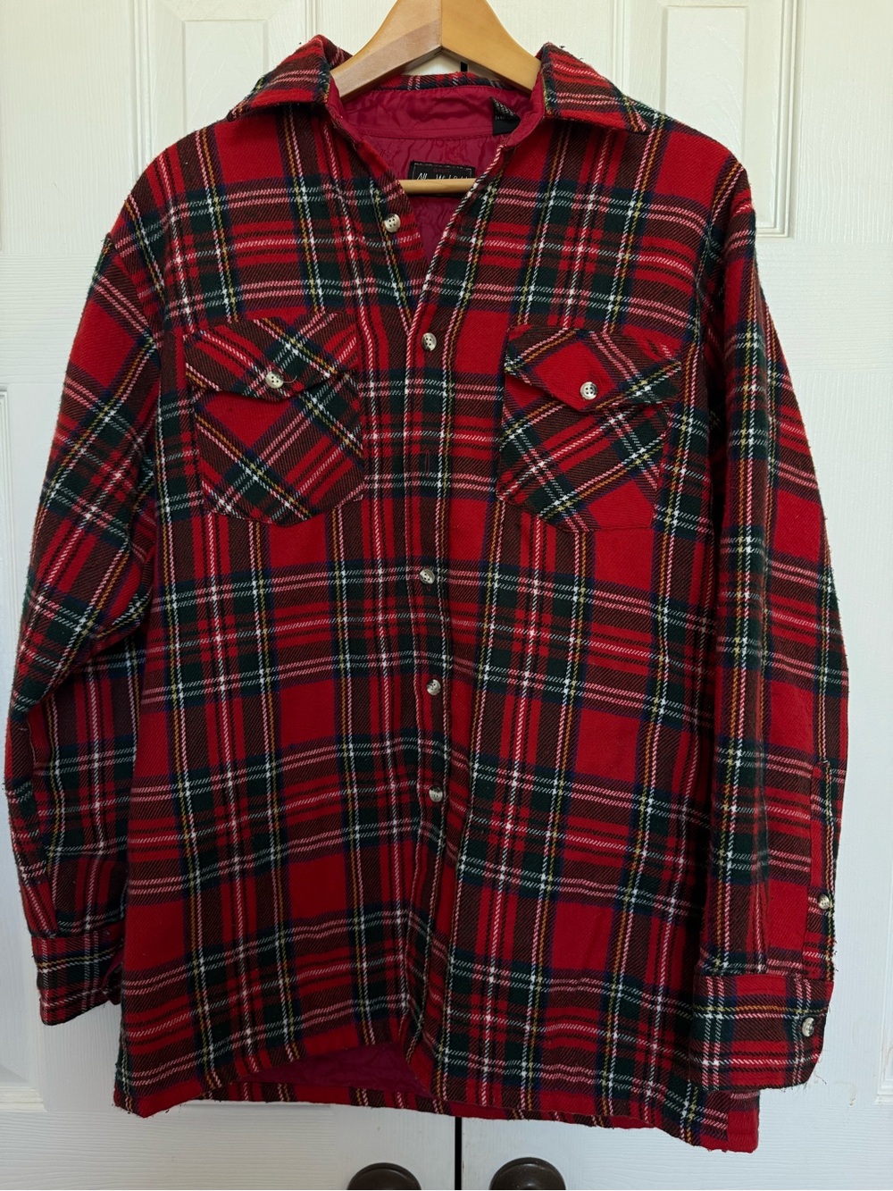 Allen Wickfield Button Down Mens M Red & Green Plaid Flannel